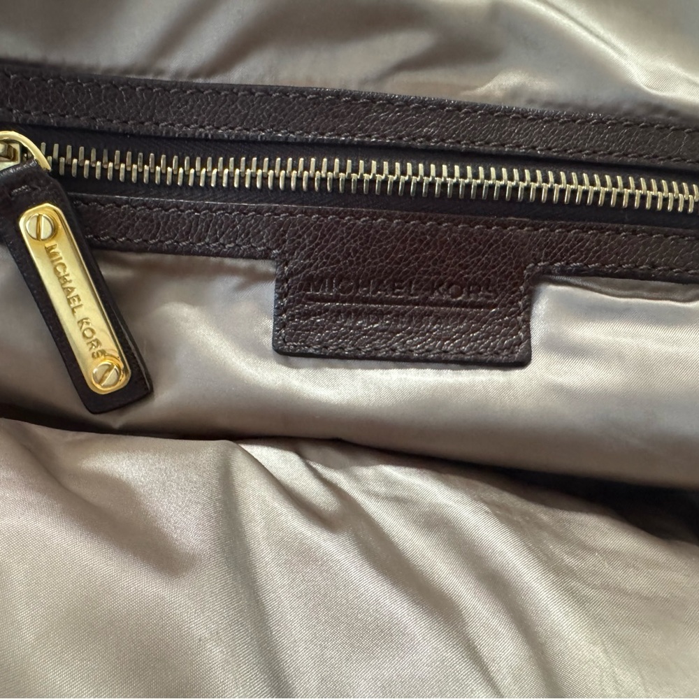 Vintage Michael Kors Sutton Large Belted Satchel - Picture 5 of 7